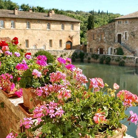 Apartament Finestra Sulla Val D'Orcia San Quirico dʼOrcia Zewnętrze zdjęcie